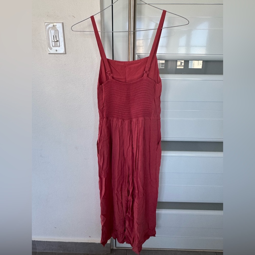 Old Navy  Sleeveless Jumpsuit. Color Coral - Size S- 100% Rayon - Picture 2 of 6